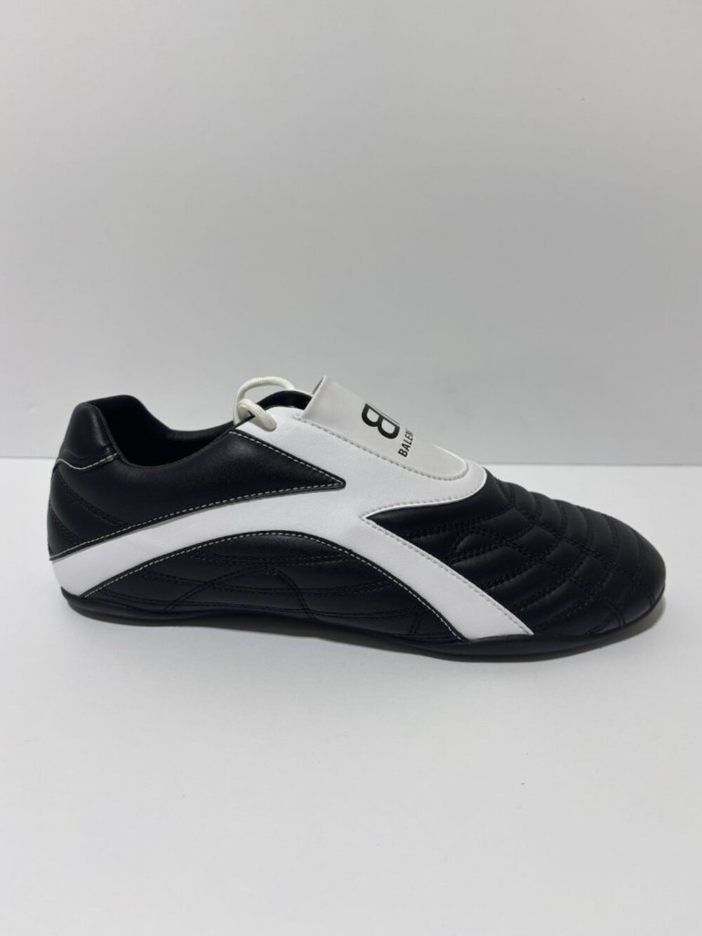 Balenciaga Men’s Zen Black/White Sneakers, Size EUR 40, US 7 M